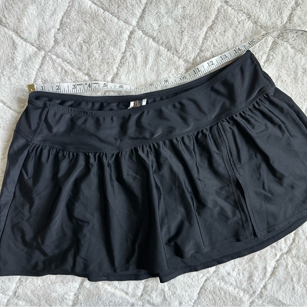 Beach Native | Black Tummy Control Swim Skirt | Size 18W - Picture 11 of 14